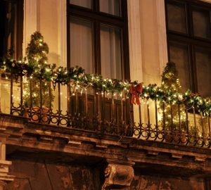 balcone a Natale luci